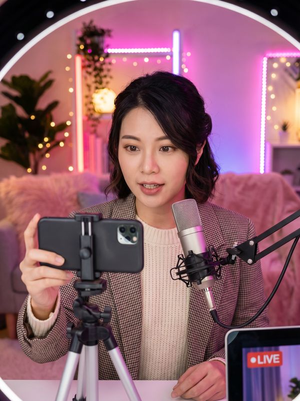 51吃瓜原创视频-甜美主播直播分享